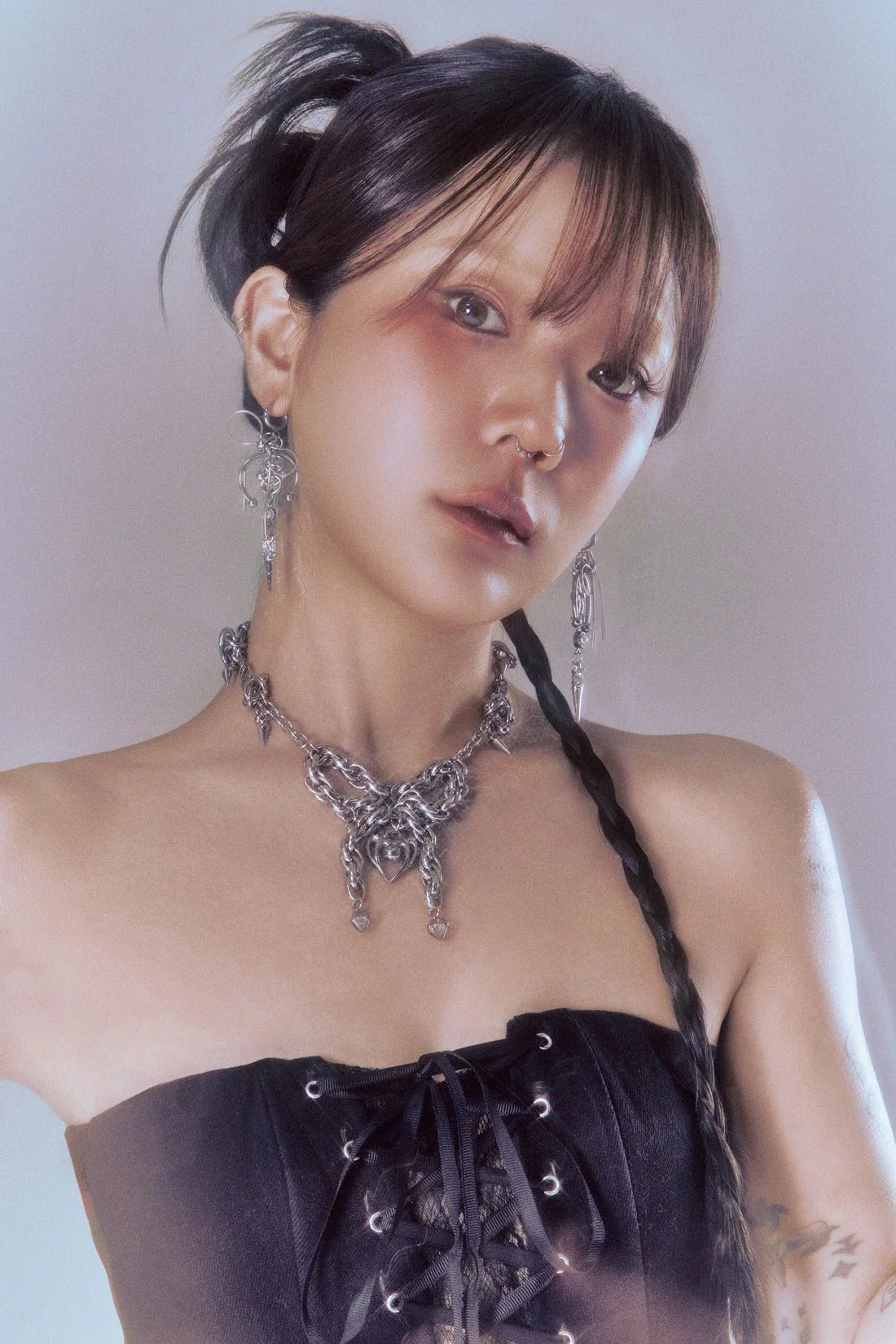 GRUNGE RIBBON NECKLACE - Image 3
