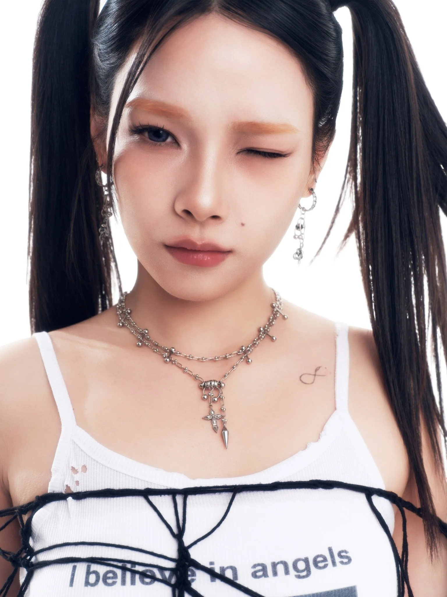 PIERCED SPIKE NECKLACE - Image 5