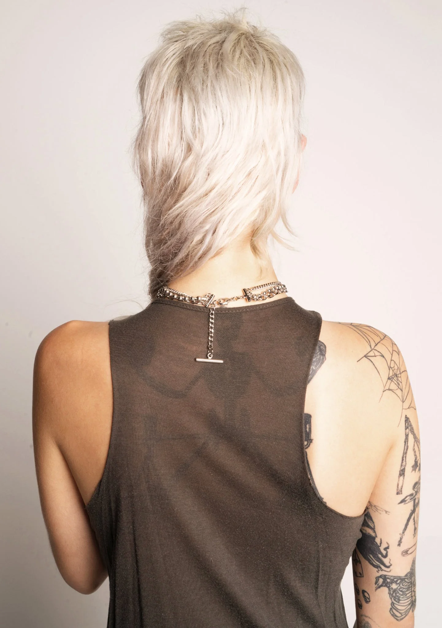 CRYSTAL CROSS NECKLACE - Image 3
