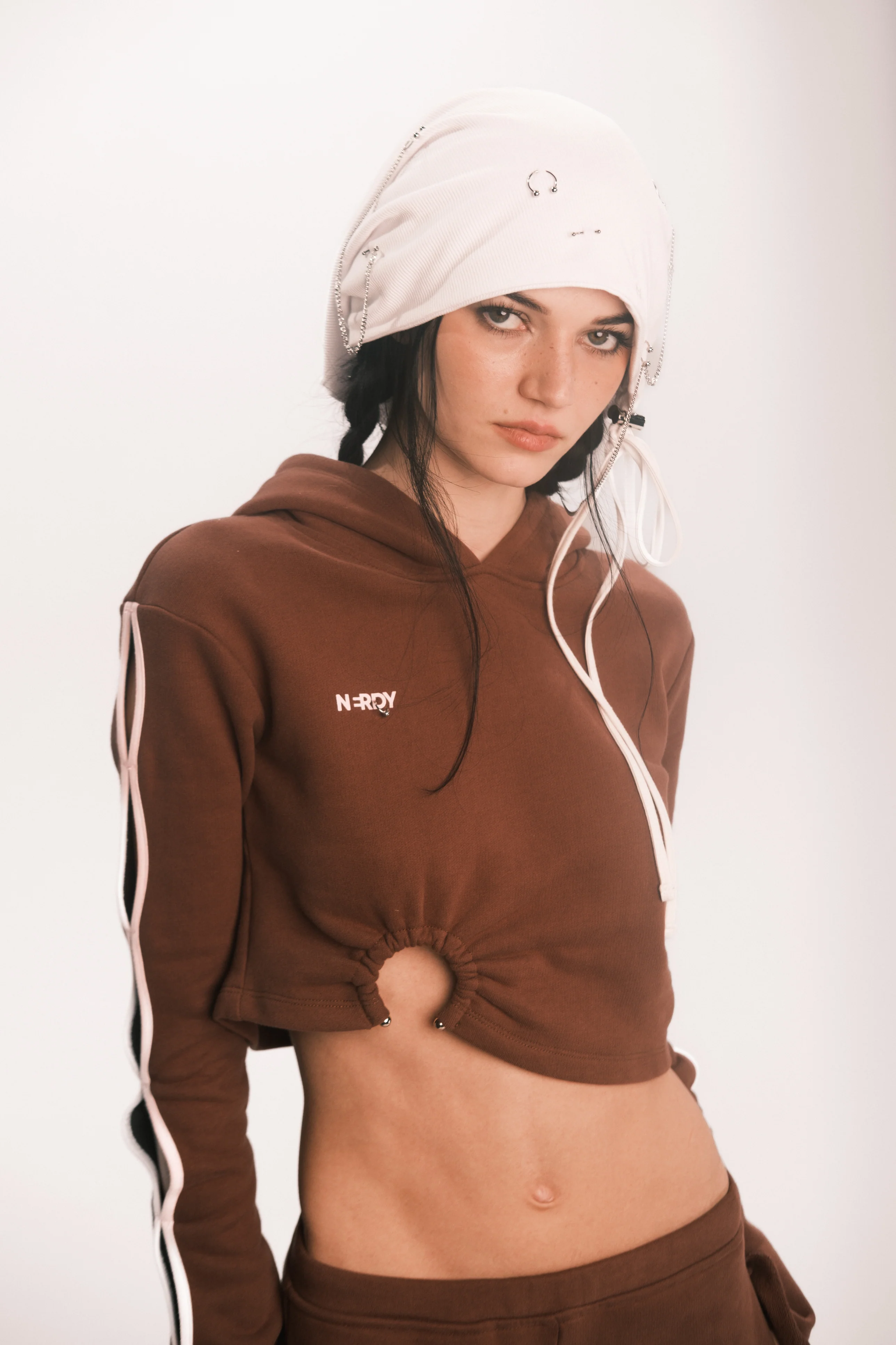 WHITE PIERCED SLOUCH BEANIE - Image 3